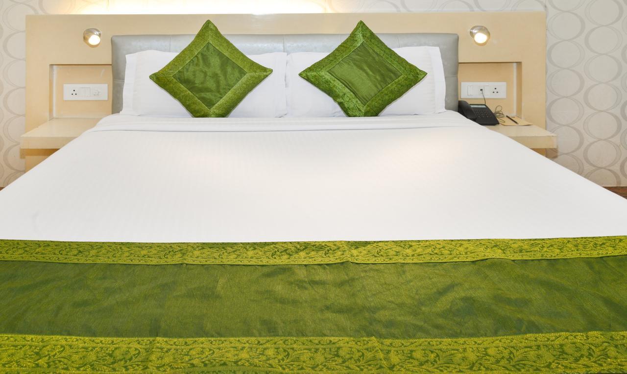 Hotel Treebo Check In By Oran Nueva Delhi Exterior foto